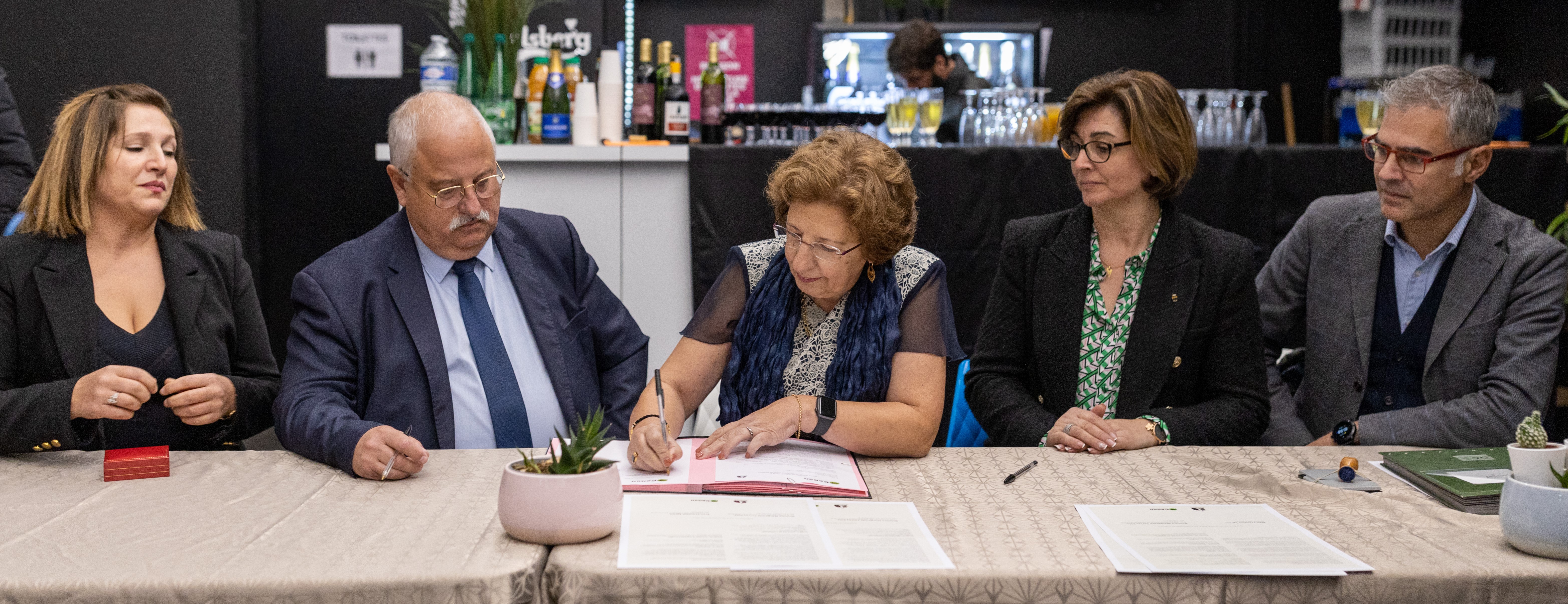 Signature du renouvellement de la convention de partenariat Arcos