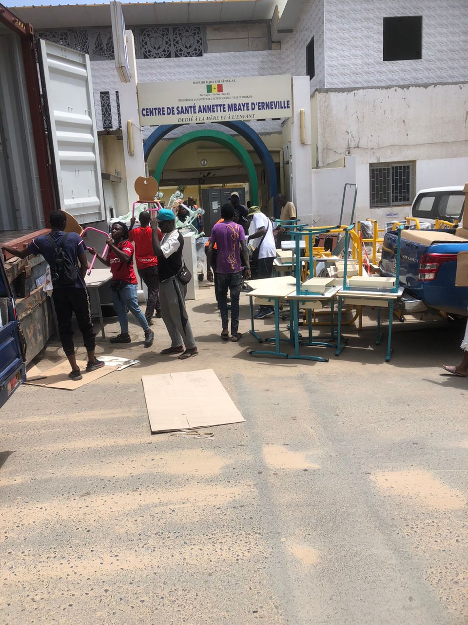 dons à Ouakam