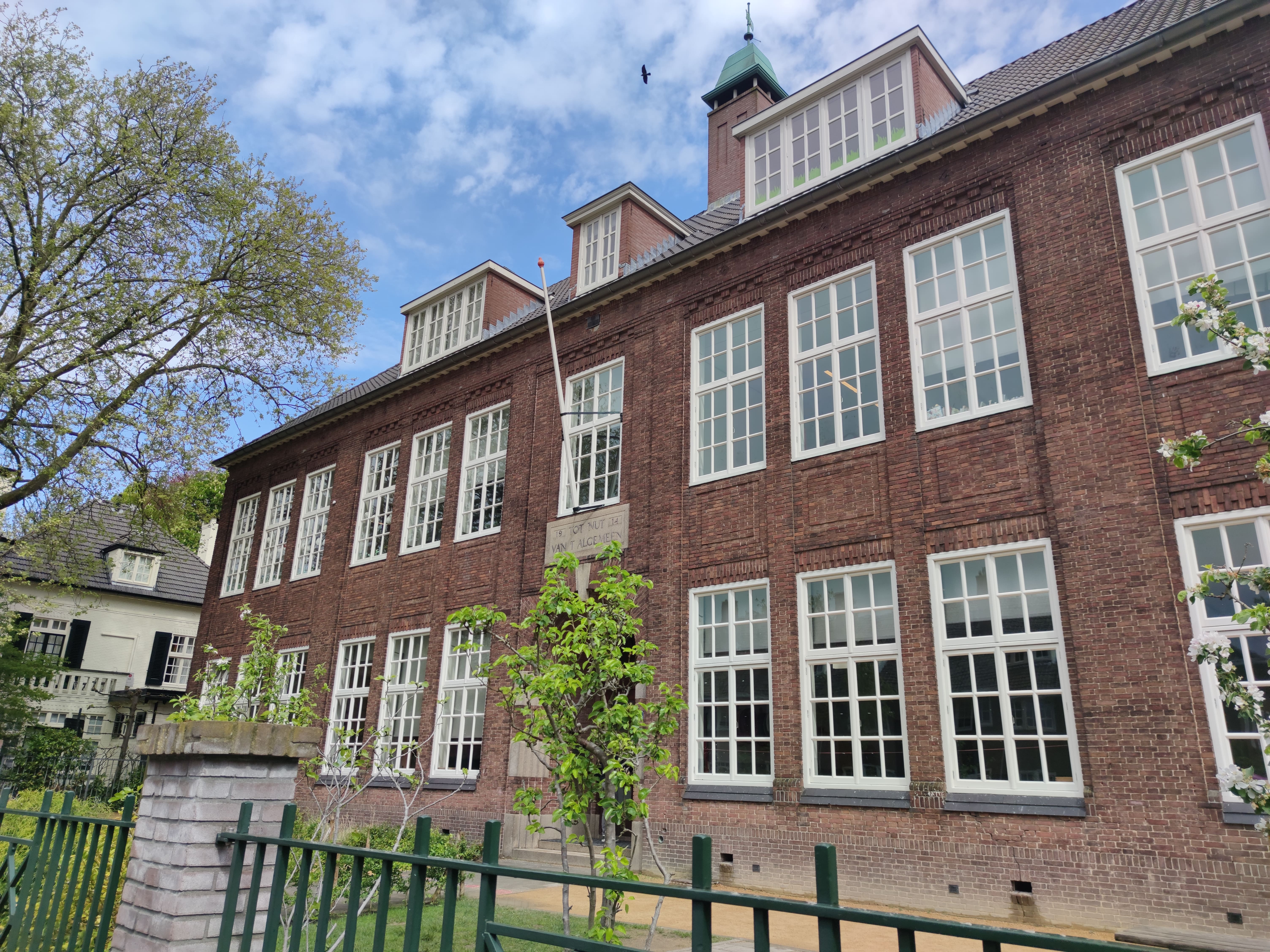 Ecole