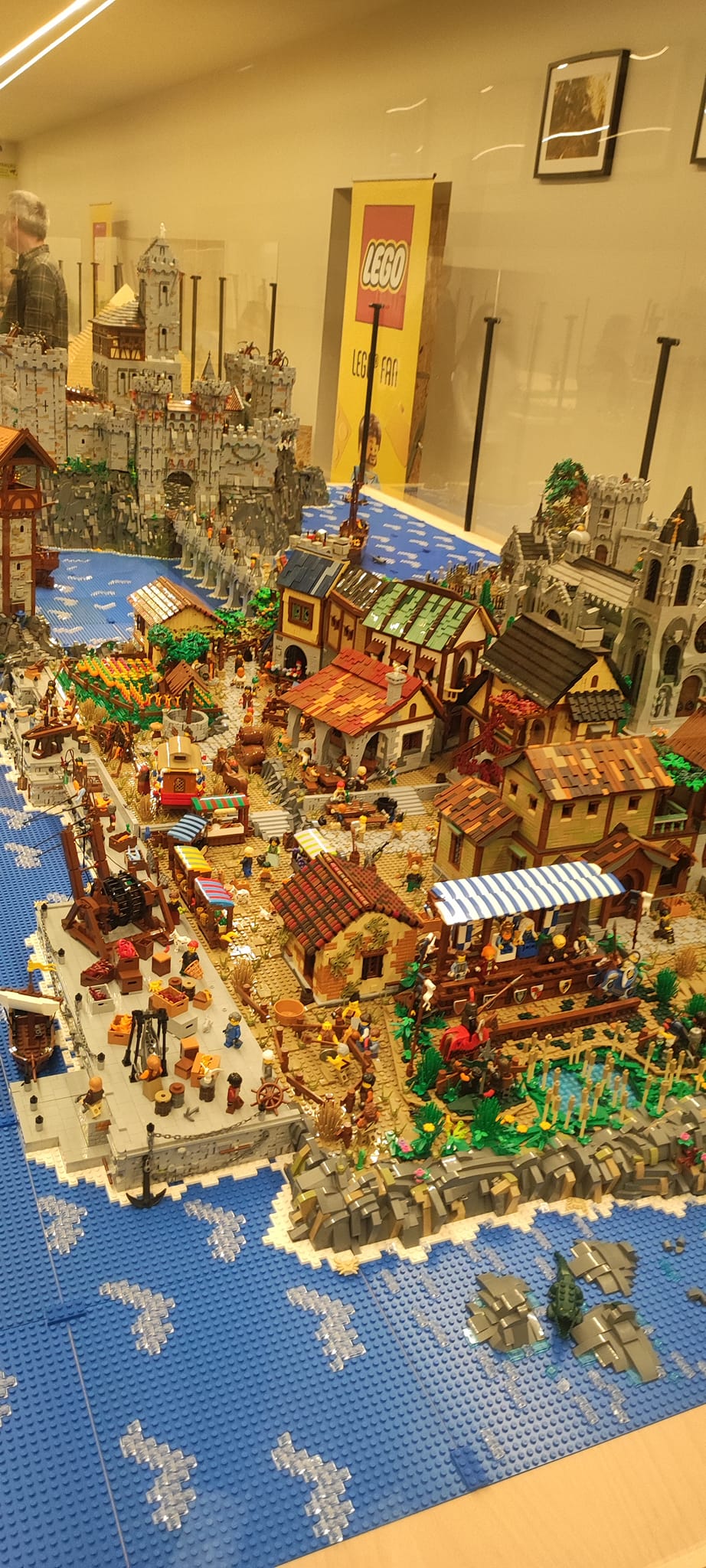 LEGOPAREDES