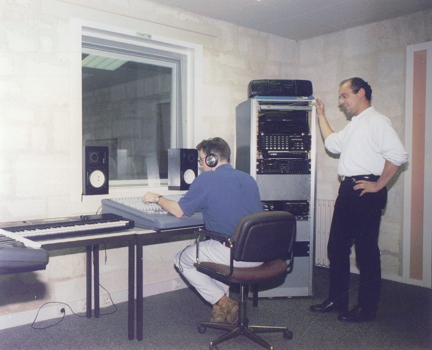 Un studio d'enregistrement dans l'Espace Kassav...