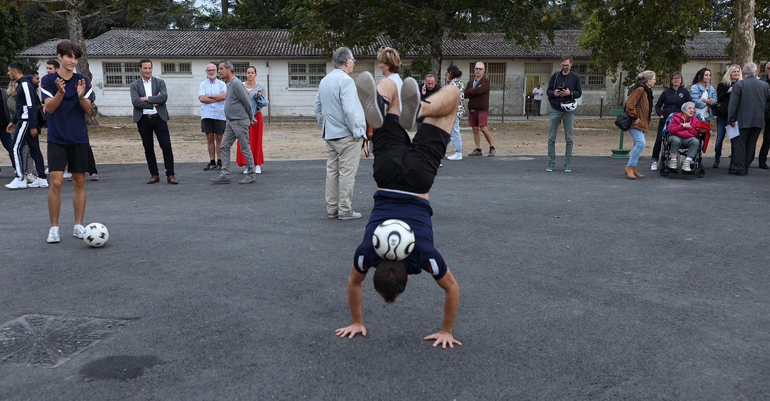 Freestyle footbal 