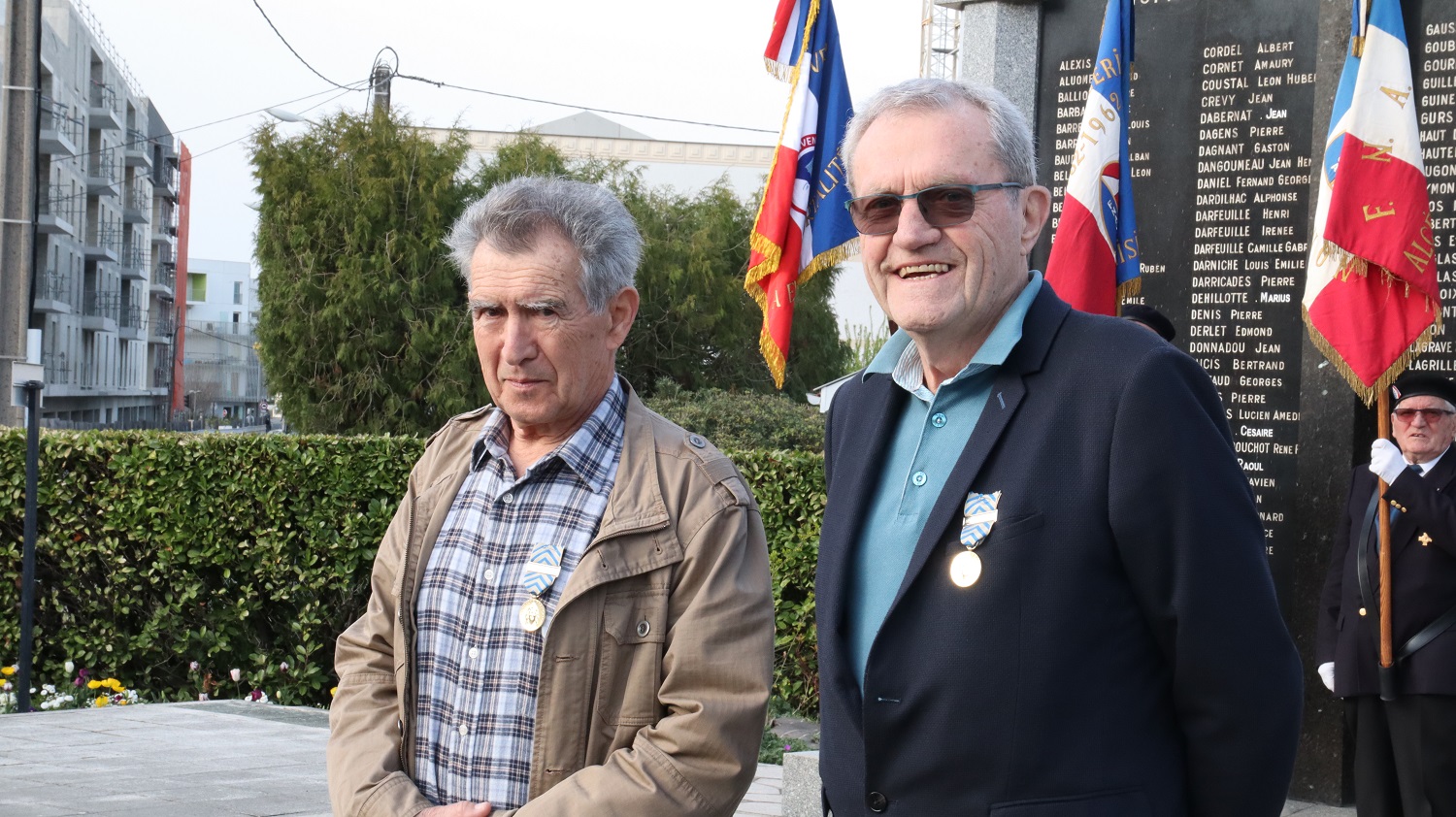  Lucien Fouillade et Alain Chopin, décorés de la médaille de la reconnaissance de la Nation  ​