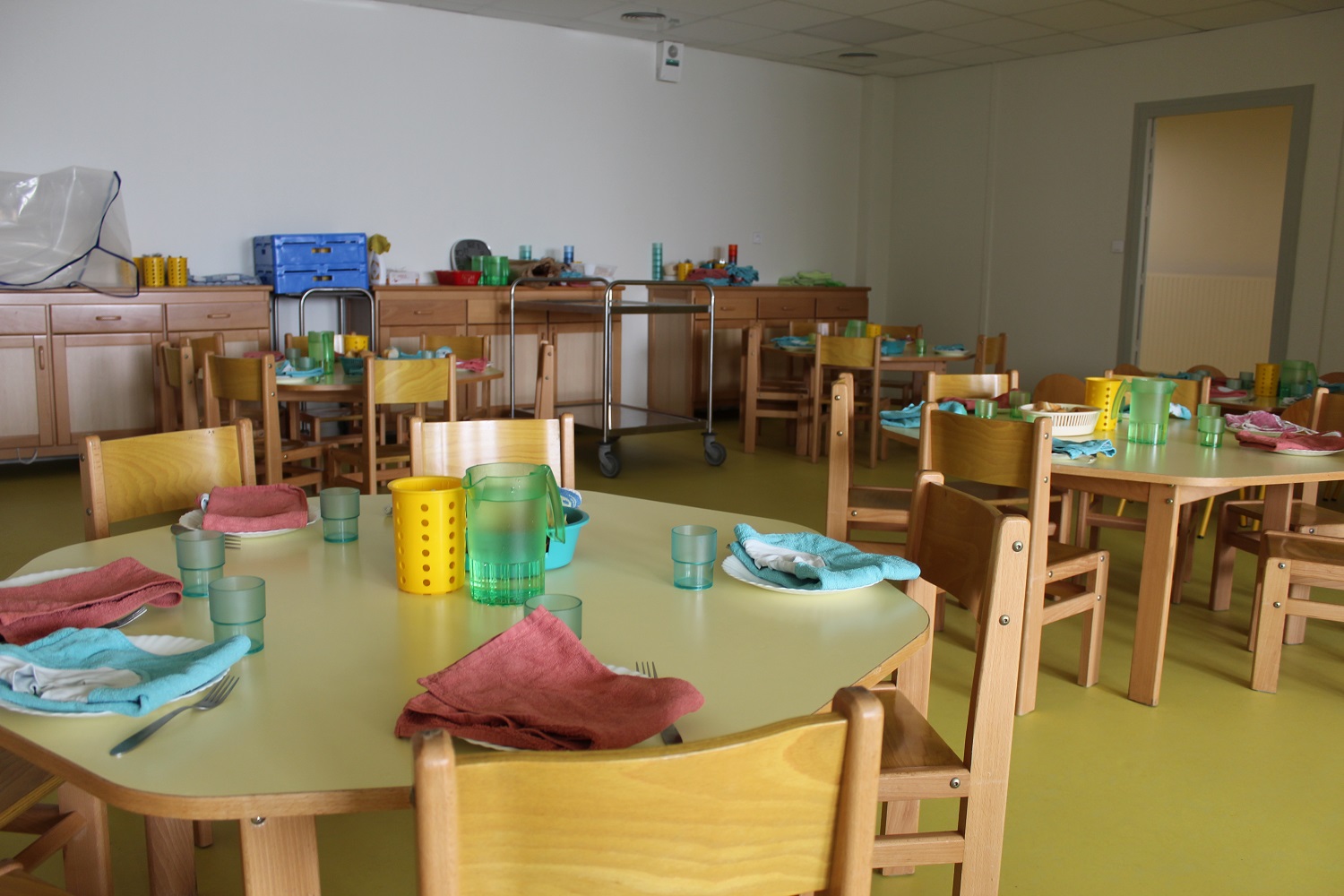 école maternelle michelet - nouvelle salle restaurant côté maternelle