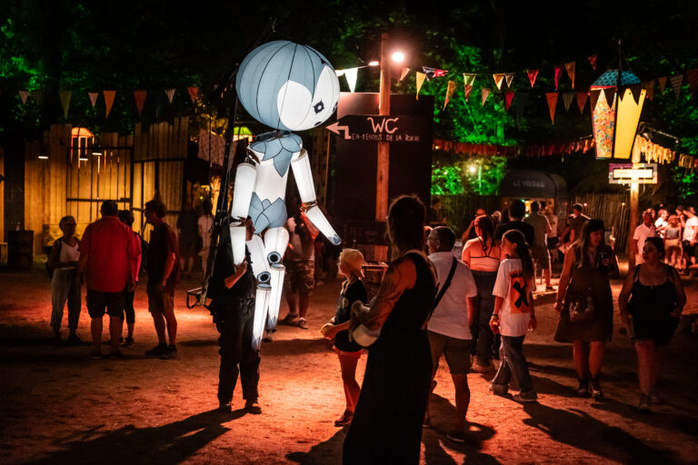 "Les Sélénites" par la compagnie Les Déplumés