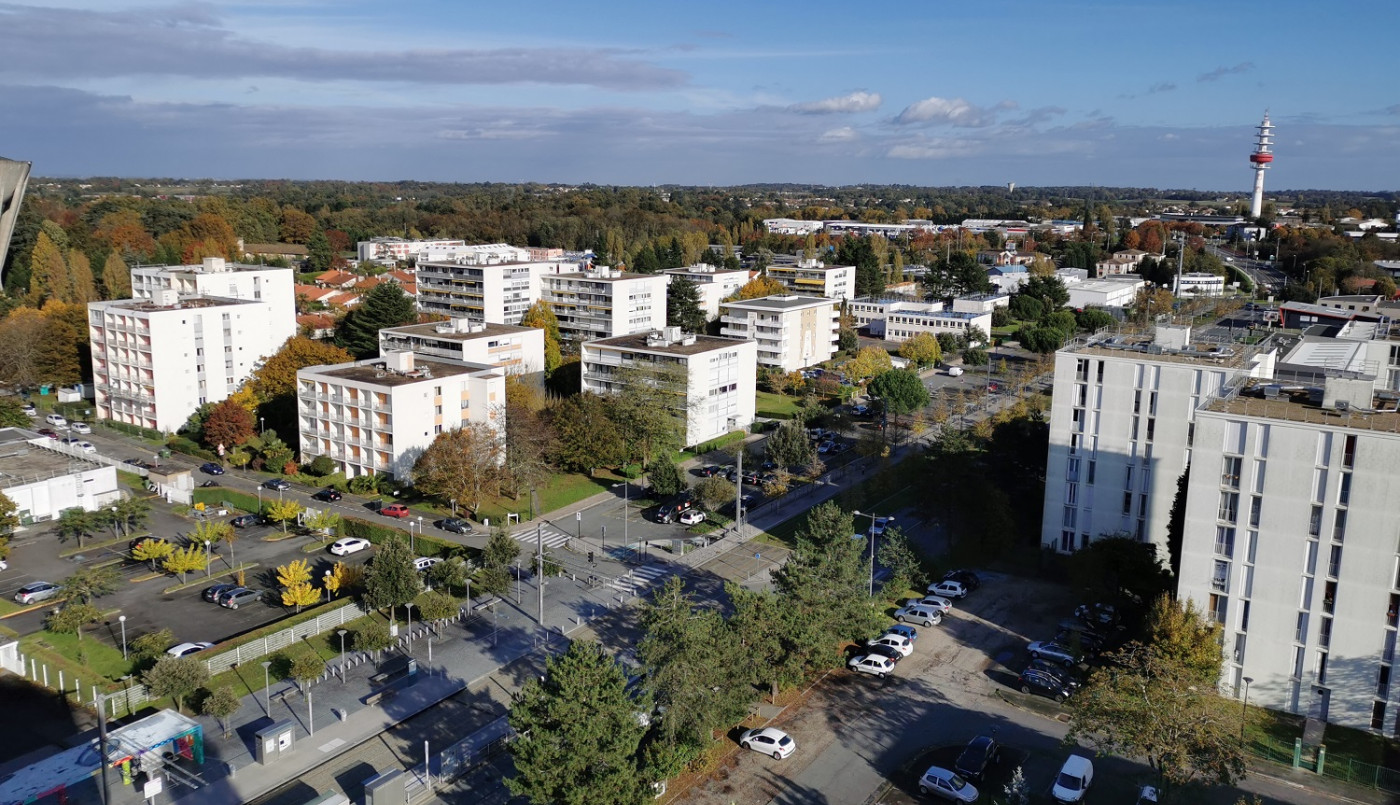 Vue sur Cenon depuis La Saraillère