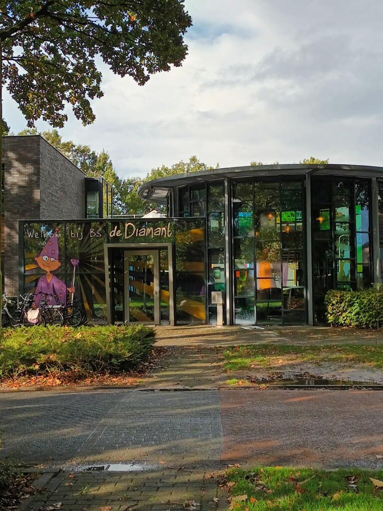 Ecole De Diamant, Someren aux Pays-Bas