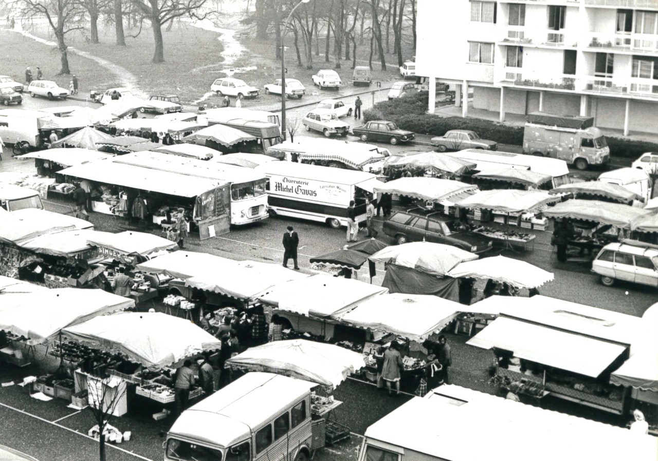 marché place Rabelais dans les années 70