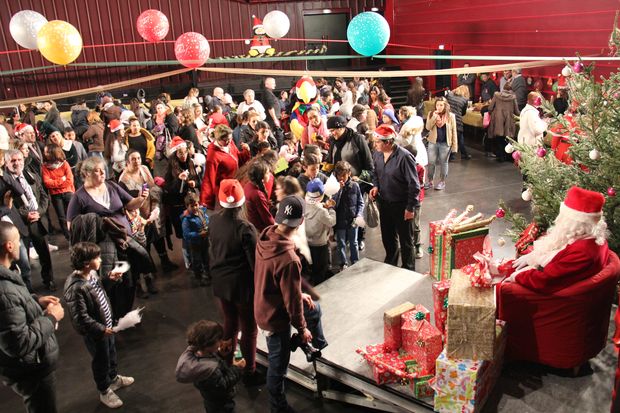 Noel au Rocher ComCenon 09122015 (122)