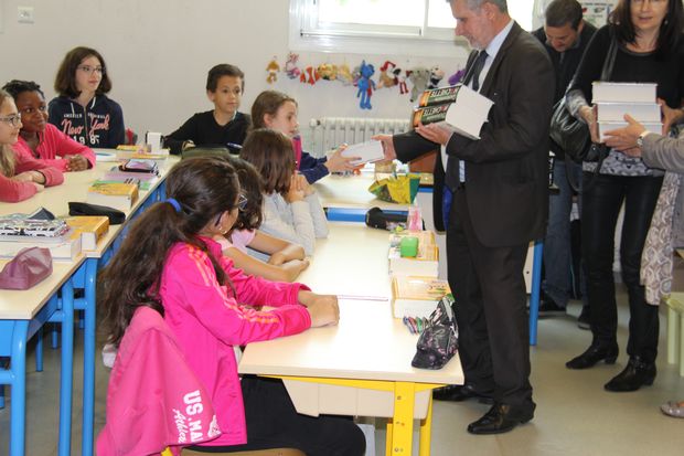 remisedictionnaires-comcenon-16062016 (3)