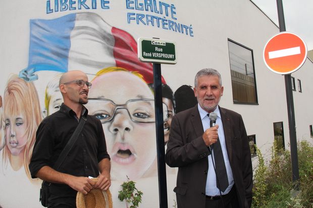 L’artiste urbain MAS et le Maire Alain DAVID