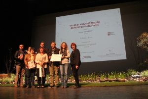 Label 2 fleurs décernés à Sains Ciers sur Gironde