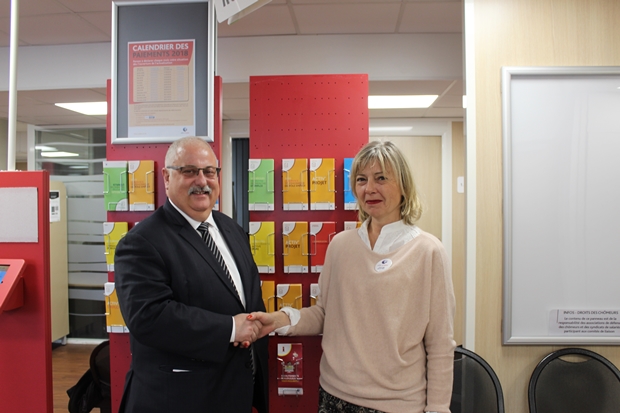 Marie-Ange Descombes, Directrice du Pôle Emploi de Cenon et Jean-François Egron, Maire de Cenon