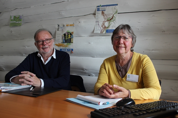Martine Dosseville, ancienne DRH et Jean-Claude Sauget, référent local de l'association ACT
