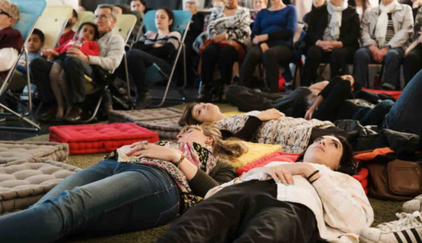 sieste musicale à la cabane du monde