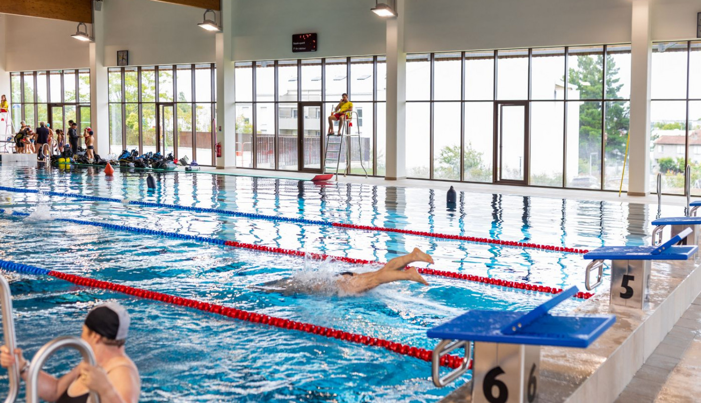 La piscine de Cenon labellisée Tourisme & Handicap