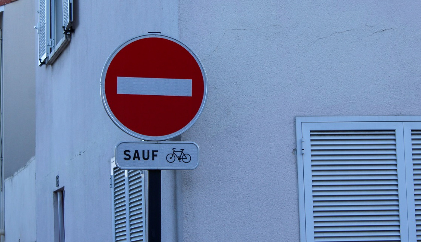 Ville à 30 km/h : le double sens cyclable s'applique 