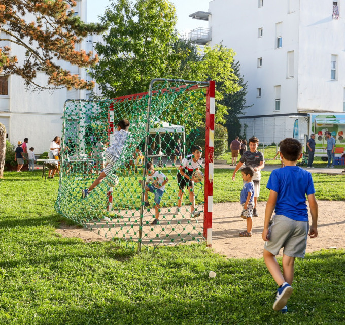 Fréquence Cenon 8 Focus sur la politique de la ville Mairie de Cenon